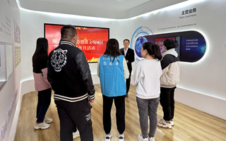 熱烈歡迎順義區(qū)律師走進(jìn)天創(chuàng)科林開(kāi)展普法活動(dòng)